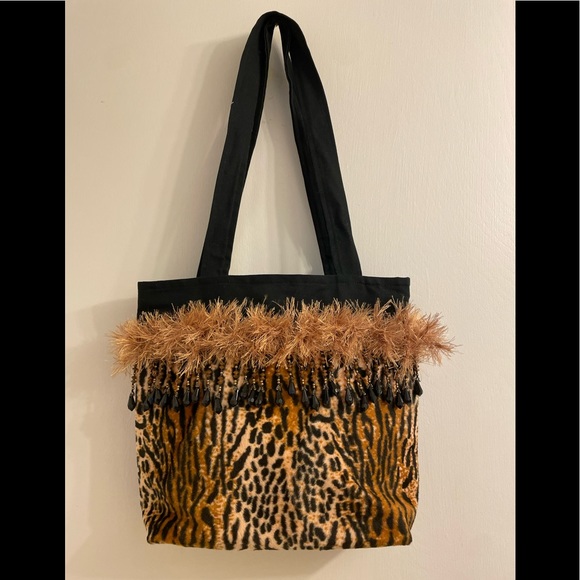 Handbags - Tote Bag